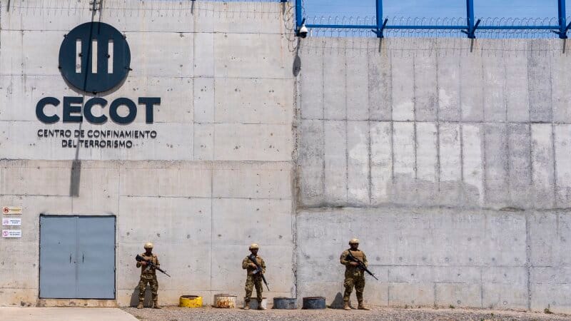 The Supreme Court allows Trump to use Alien Enemies Act to disappear people to El Salvador (Apr. 8, 2025)